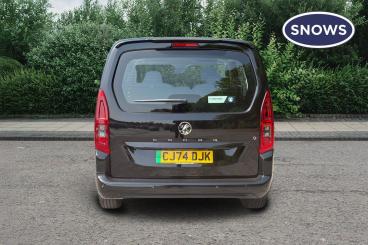 SPOTICAR Vauxhall Combo Life Combo-e Life 52kwh Design Xl Mpv Auto 5dr (7.4kw Charger) Used Car - Mpv Electric Black - Basingstoke - 1200601011_4