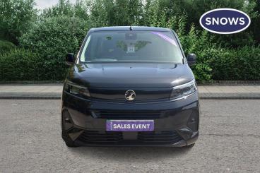 SPOTICAR Vauxhall Combo Life Combo-e Life 52kwh Design Xl Mpv Auto 5dr (7.4kw Charger) Used Car - Mpv Electric Black - Basingstoke - 1200601011_5