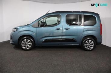 SPOTICAR Vauxhall Combo Life Combo-e Life 50kwh Ultimate Auto 5dr (7.4kw Charger) Used Car - Mpv Electric Blue - Eastleigh - 1200603845_4