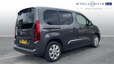 SPOTICAR Vauxhall Combo Life Combo-e Life 50kwh Se Auto 5dr (7 Seat, 7.4kw Charger) Used Car - Mpv Electric Grey - Nottingham - 1200603927_3