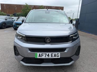 SPOTICAR Vauxhall Combo Life Combo-e Life 52kwh Ultimate Auto 5dr (7.4kw Charger) Used Car - Mpv Electric Grey - Rugby - 1200609267_3