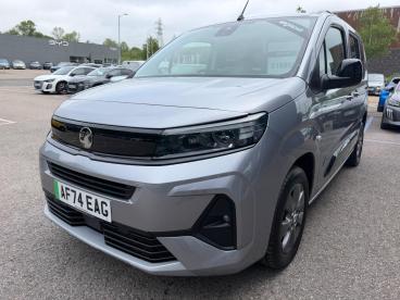 SPOTICAR Vauxhall Combo Life Combo-e Life 52kwh Ultimate Auto 5dr (7.4kw Charger) Used Car - Mpv Electric Grey - Rugby - 1200609267_4