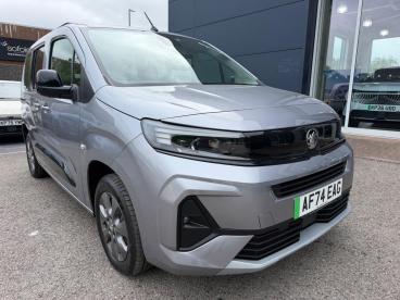 SPOTICAR Vauxhall Combo Life Combo-e Life 52kwh Ultimate Auto 5dr (7.4kw Charger) Used Car - Mpv Electric Grey - Rugby - 1200609267_5