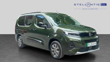 SPOTICAR Vauxhall Combo Life Combo-e Life 52kwh Ultimate Xl Mpv Auto 5dr (7.4kw Charger) Used Car - Mpv Electric Green - Stockport - 1200610349_1
