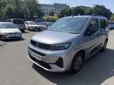 SPOTICAR Vauxhall Combo Life Combo-e Life 52kwh Ultimate Auto 5dr (11kw Charger) Used Car - Mpv Electric Grey - Colwyn Bay - 1200618374_3