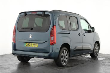 SPOTICAR Vauxhall Combo Life Combo-e Life 52kwh Ultimate Auto 5dr (11kw Charger) Used Car - Mpv Electric Blue - Epsom - 1200629041_3