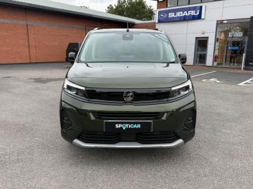 SPOTICAR Vauxhall Combo Life Combo-e Life 52kwh Ultimate Xl Mpv Auto 5dr (11kw Charger) Used Car - Mpv Electric Green - Wantage - 1200631959_5