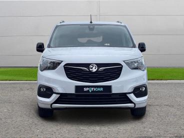 SPOTICAR Vauxhall Combo Life 1.2 Turbo Se Xl Mpv Auto Euro 6 (s/s) 5dr (7 Seat) Used Car - Mpv Petrol White - Selby - 1200554215_2