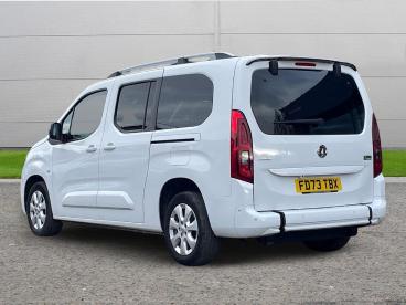 SPOTICAR Vauxhall Combo Life 1.2 Turbo Se Xl Mpv Auto Euro 6 (s/s) 5dr (7 Seat) Used Car - Mpv Petrol White - Selby - 1200554215_5