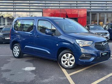SPOTICAR Vauxhall Combo Life 1.2 Turbo Energy Euro 6 (s/s) 5dr (7 Seat) Used Car - Mpv Petrol Blue - Romford - 1200557039_1