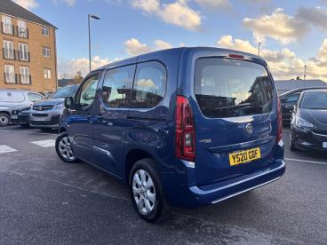 SPOTICAR Vauxhall Combo Life 1.2 Turbo Energy Euro 6 (s/s) 5dr (7 Seat) Used Car - Mpv Petrol Blue - Romford - 1200557039_5