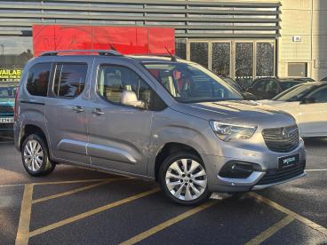 SPOTICAR Vauxhall Combo Life 1.2 Turbo Elite Auto Euro 6 (s/s) 5dr (7 Seat) Used Car - Mpv Petrol Grey - Romford - 1200569905_1