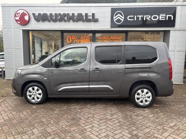 SPOTICAR Vauxhall Combo Life 1.5 Turbo D Se Xl Mpv Euro 6 (s/s) 5dr (7 Seat) Used Car - Mpv Diesel Grey - High Wycombe - 1200572923_4