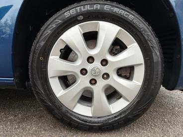 SPOTICAR Vauxhall Combo Life 1.2 Turbo Energy Euro 6 (s/s) 5dr (7 Seat) Used Car - Mpv Petrol Blue - Wantage - 1200575497_4