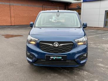 SPOTICAR Vauxhall Combo Life 1.2 Turbo Energy Euro 6 (s/s) 5dr (7 Seat) Used Car - Mpv Petrol Blue - Wantage - 1200575497_5