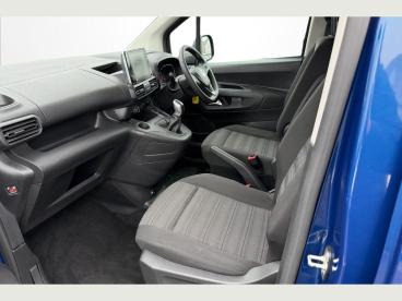 SPOTICAR Vauxhall Combo Life 1.5 Turbo D Blueinjection Energy Xl Mpv Euro 6 (s/ Used Car - Mpv Diesel Blue - Eastbourne - 1200576672_2