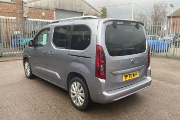 SPOTICAR Vauxhall Combo Life 1.2 Turbo Elite Auto Euro 6 (s/s) 5dr Used Car - Mpv Petrol Grey - Dartford - 1200577977_2