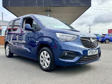 SPOTICAR Vauxhall Combo Life 1.5 Turbo D Blueinjection Energy Auto Euro 6 (s/s) Used Car - Mpv Diesel Blue - Pembroke Dock - 1200589847_3