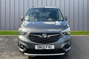 SPOTICAR Vauxhall Combo Life 1.2 Turbo Elite Auto Euro 6 (s/s) 5dr Used Car - Mpv Petrol Grey - Taunton - 1200591002_3