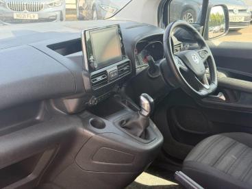 SPOTICAR Vauxhall Combo Life 1.5 Turbo D Blueinjection Energy Euro 6 (s/s) 5dr Used Car - Mpv Diesel Blue - Billinghay - 1200594763_3
