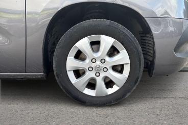 SPOTICAR Vauxhall Combo Life 1.5 Turbo D Se Xl Mpv Euro 6 (s/s) 5dr (7 Seat) Used Car - Mpv Diesel Grey - Southampton - 1200602442_5