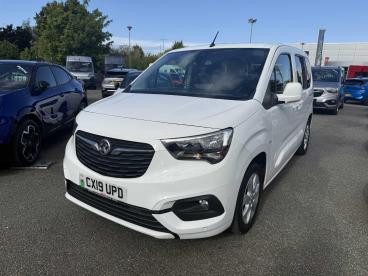 SPOTICAR Vauxhall Combo Life 1.5 Turbo D Blueinjection Energy Auto Euro 6 (s/s) Used Car - Mpv Diesel White - Colwyn Bay - 1200602927_3