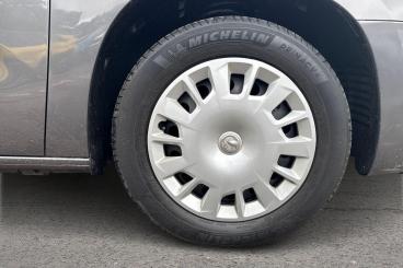 SPOTICAR Vauxhall Combo Life 1.2 Turbo Edition Euro 6 (s/s) 5dr Used Car - Mpv Petrol Grey - Southampton - 1200603135_5