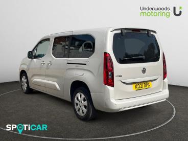 SPOTICAR Vauxhall Combo Life 1.5 Turbo D Se Xl Mpv Euro 6 (s/s) 5dr Used Car - Mpv Diesel Grey - Sudbury - 1200603355_4