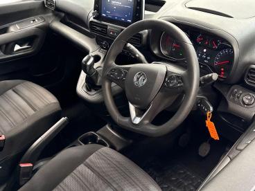SPOTICAR Vauxhall Combo Life 1.5 Turbo D Energy 5dr Used Car - Mpv Diesel Grey - Swansea - 1200605670_3
