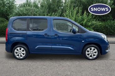 SPOTICAR Vauxhall Combo Life 1.2 Turbo Se Auto Euro 6 (s/s) 5dr Used Car - Mpv Petrol Blue - Eastleigh - 1200607396_4