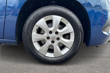 SPOTICAR Vauxhall Combo Life 1.2 Turbo Se Auto Euro 6 (s/s) 5dr Used Car - Mpv Petrol Blue - Eastleigh - 1200607396_5