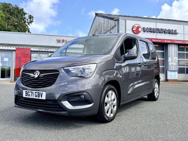 SPOTICAR Vauxhall Combo Life 1.2 Turbo Se Auto Euro 6 (s/s) 5dr Used Car - Mpv Petrol Grey - Pembroke Dock - 1200609386_5