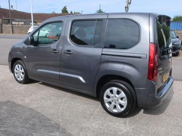 SPOTICAR Vauxhall Combo Life 1.2 Turbo Se Auto Euro 6 (s/s) 5dr Used Car - Mpv Petrol Grey - Near Chipping Sodbury - 1200611842_4