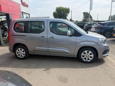 SPOTICAR Vauxhall Combo Life 1.5 Turbo D Blueinjection Energy Euro 6 (s/s) 5dr Used Car - Mpv Diesel Grey - Boston - 1200614519_5
