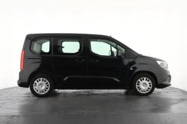 SPOTICAR Vauxhall Combo Life 1.5 Turbo D Blueinjection Energy Euro 6 (s/s) 5dr Used Car - Mpv Diesel Silver - Epsom - 1200626809_4