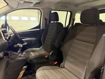 SPOTICAR Vauxhall Combo Life 1.5 Turbo D Se Euro 6 (s/s) 5dr (7 Seat) Used Car - Mpv Diesel Blue - Carlisle - 1200629791_4