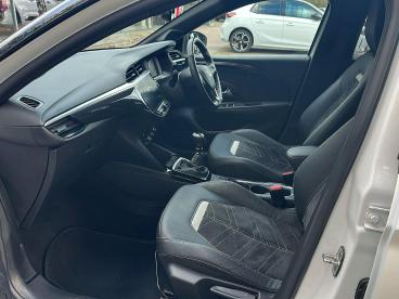 SPOTICAR Vauxhall Corsa 1.2 Turbo Ultimate Euro 6 (s/s) 5dr Used Car - City Car Petrol White - Woolwich - 1200561696_3