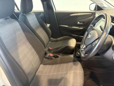 SPOTICAR Vauxhall Corsa 1.2 Se Edition Euro 6 5dr Used Car - City Car Petrol White - Ashington - 1200574339_2