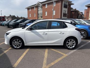SPOTICAR Vauxhall Corsa 1.2 Design Euro 6 5dr Used Car - City Car Petrol White - Romford - 1200617968_4