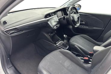 SPOTICAR Vauxhall Corsa 1.2 Elite Edition Euro 6 5dr Used Car - City Car Petrol White - Eastleigh - 1200640056_2