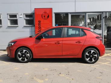 SPOTICAR Vauxhall Corsa Corsa-e 50kwh Design Auto 5dr Used Car - City Car Electric Red - Romford - 1200502248_4