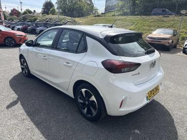 SPOTICAR Vauxhall Corsa Corsa-e 50kwh Se Nav Premium Auto 5dr (7.4kw Charger) Used Car - City Car Electric White - Colwyn Bay - 1200515096_5