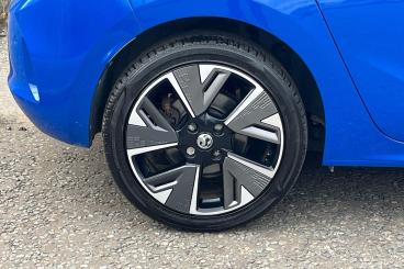 SPOTICAR Vauxhall Corsa Corsa-e 50kwh Elite Nav Premium Auto 5dr (7.4kw Charger) Used Car - City Car Electric Blue - Southend-on-sea - 1200551646_5