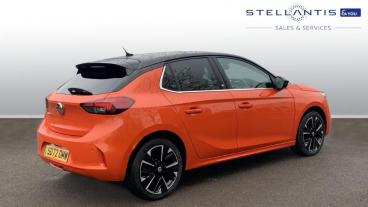 SPOTICAR Vauxhall Corsa Corsa-e 50kwh Elite Premium Auto 5dr Used Car - City Car Electric Orange - Croydon - 1200578249_3