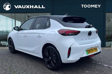 SPOTICAR Vauxhall Corsa Corsa-e 50kwh Ultimate Auto 5dr Used Car - City Car Electric White - Basildon - 1200585301_3