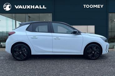 SPOTICAR Vauxhall Corsa Corsa-e 50kwh Ultimate Auto 5dr Used Car - City Car Electric White - Basildon - 1200585301_4