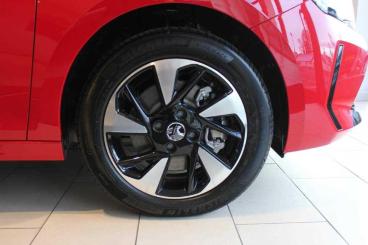 SPOTICAR Vauxhall Corsa Corsa-e 50kwh Yes Auto 5dr Used Car - City Car Electric Red - Newry - 1200589706_3