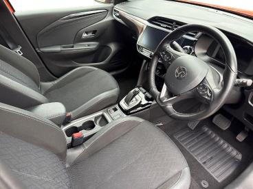 SPOTICAR Vauxhall Corsa Corsa-e 50kwh Elite Nav Auto 5dr (7.4kw Charger) Used Car - City Car Electric Orange - Worcester - 1200618275_3