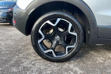 SPOTICAR Vauxhall Crossland 1.2 Turbo Ultimate Auto Euro 6 (s/s) 5dr Used Car - Suv Petrol Grey - Basildon - 1200542444_5