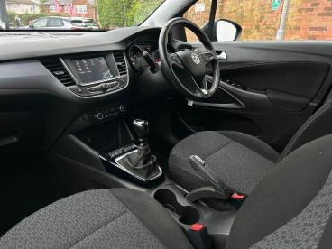 SPOTICAR Vauxhall Crossland 1.2 Turbo Design Euro 6 (s/s) 5dr Used Car - Suv Petrol Grey - Ormskirk - 1200547709_2